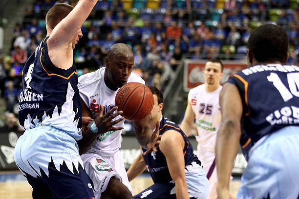 对抗和复杂 对抗和复杂